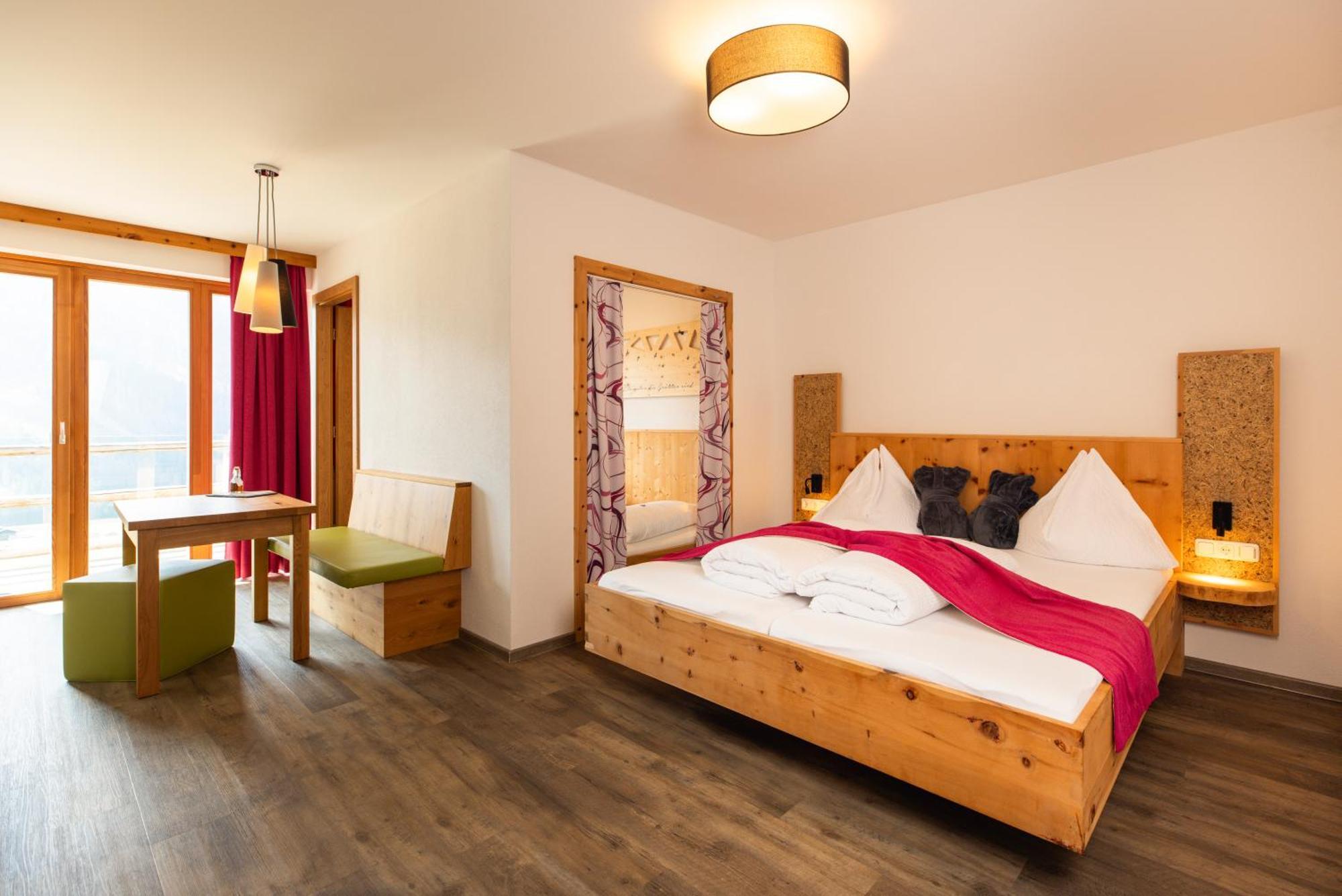 Almfamilyhotel Scherer Обертиллиах Экстерьер фото